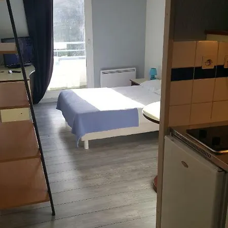Hoteliere Poincare * Margny-lès-Compiègne
