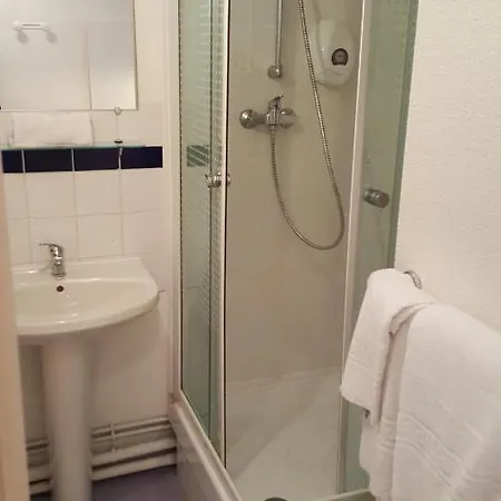 Hoteliere Poincare Lägenhet *