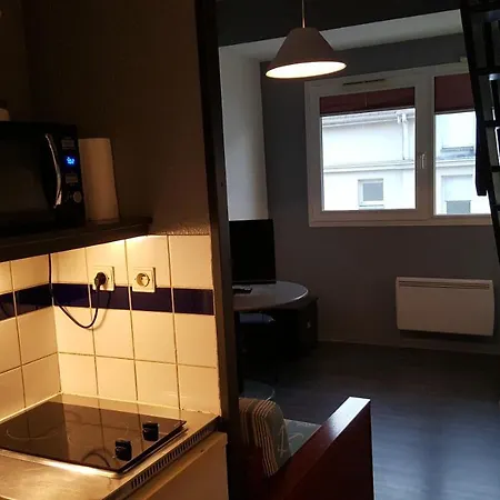 Hoteliere Poincare Lägenhet Margny-les-Compiegne