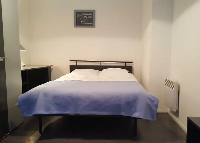 Hoteliere Poincare Apartment